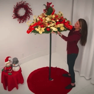 SUPERSTAR SANTA